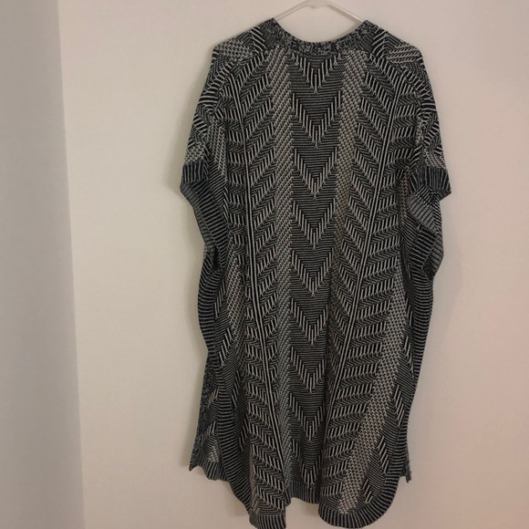 Cardigan - Picture 3 of 4